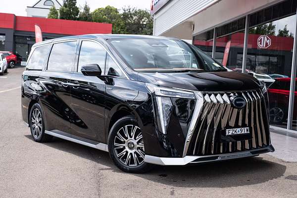 2025 GAC M8 PHEV Luxury