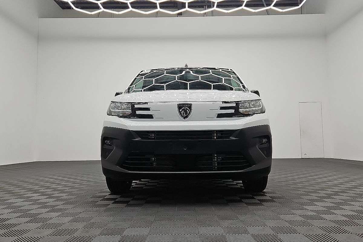 2026 Peugeot Partner Pro K9 SWB Low Roof image 3