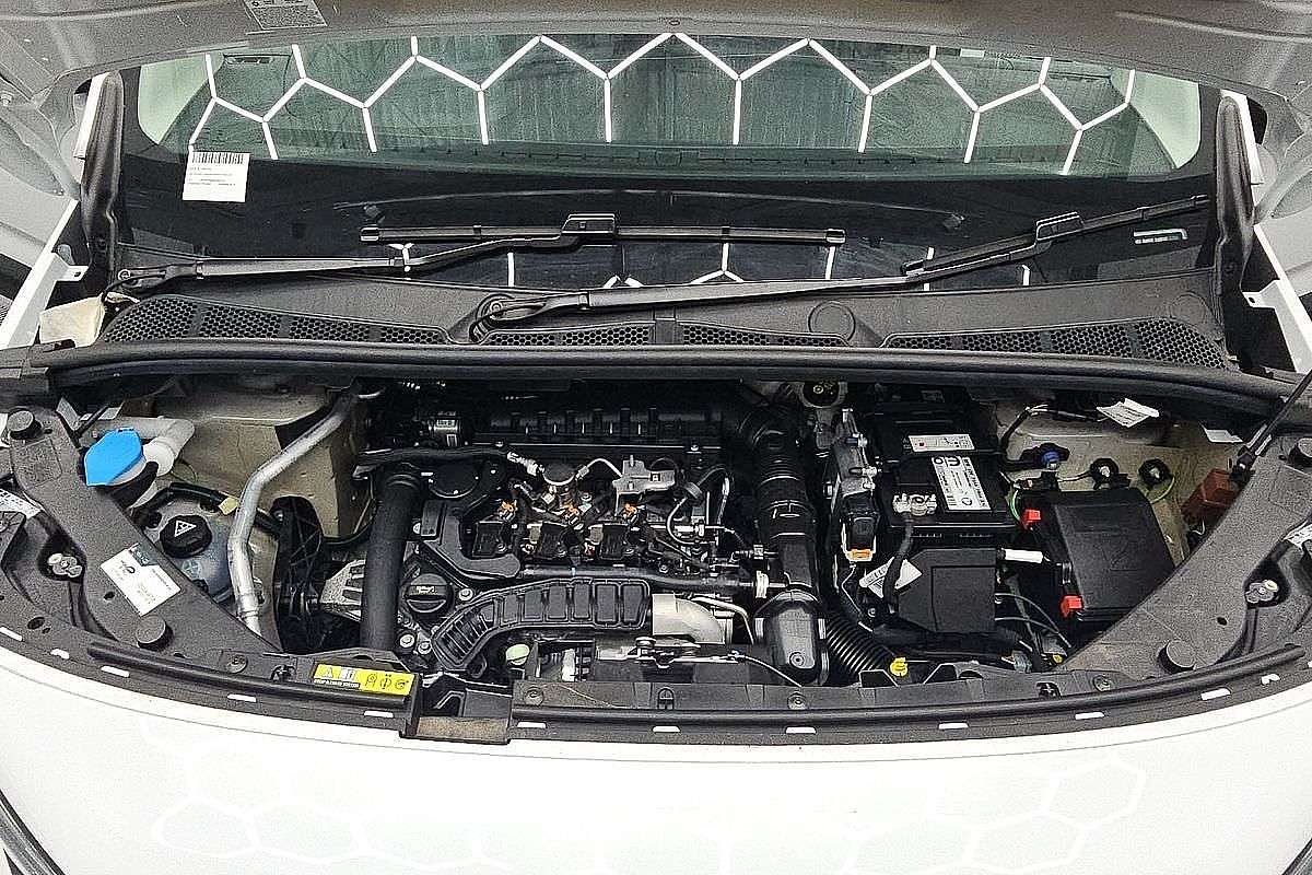 2026 Peugeot Partner Pro K9 SWB Low Roof image 11