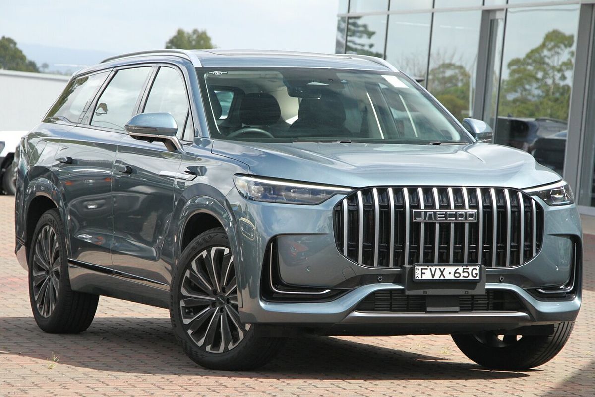 2025 OMODA JAECOO J8 Track