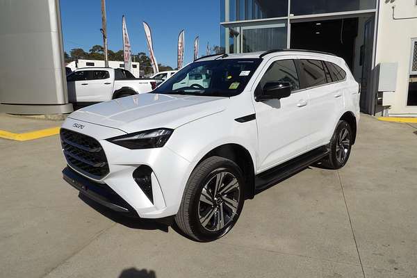 2026 Isuzu MU-X LS-T
