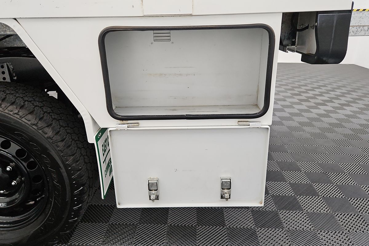 2018 Toyota Hilux SR GUN126R 4X4