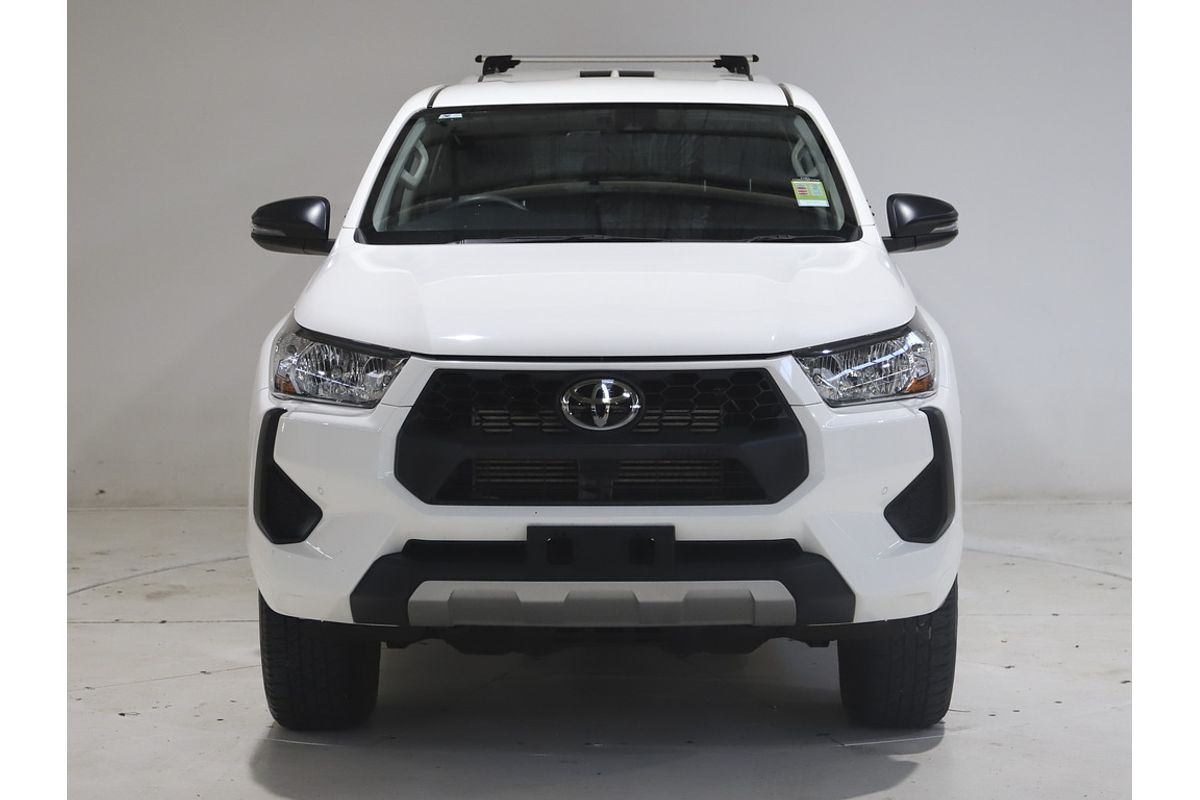 2025 Toyota Hilux SR GUN126R 4X4