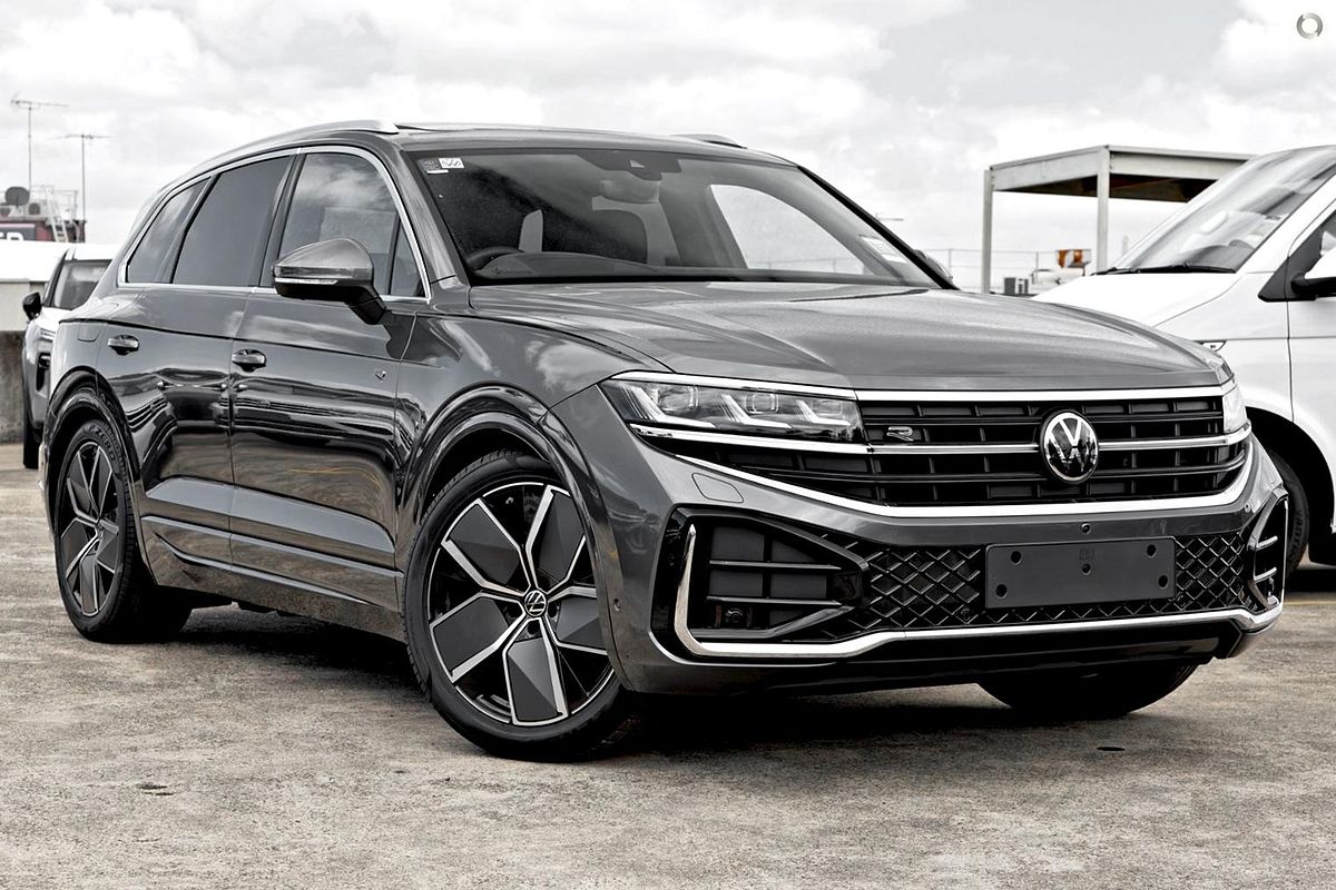 2025 Volkswagen Touareg 210TDI R-Line RC