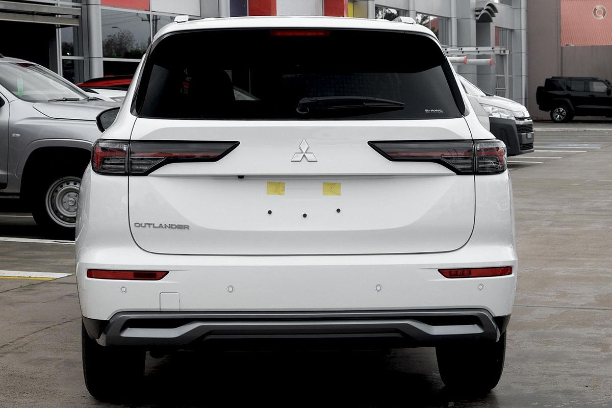 2026 Mitsubishi Outlander LS ZM