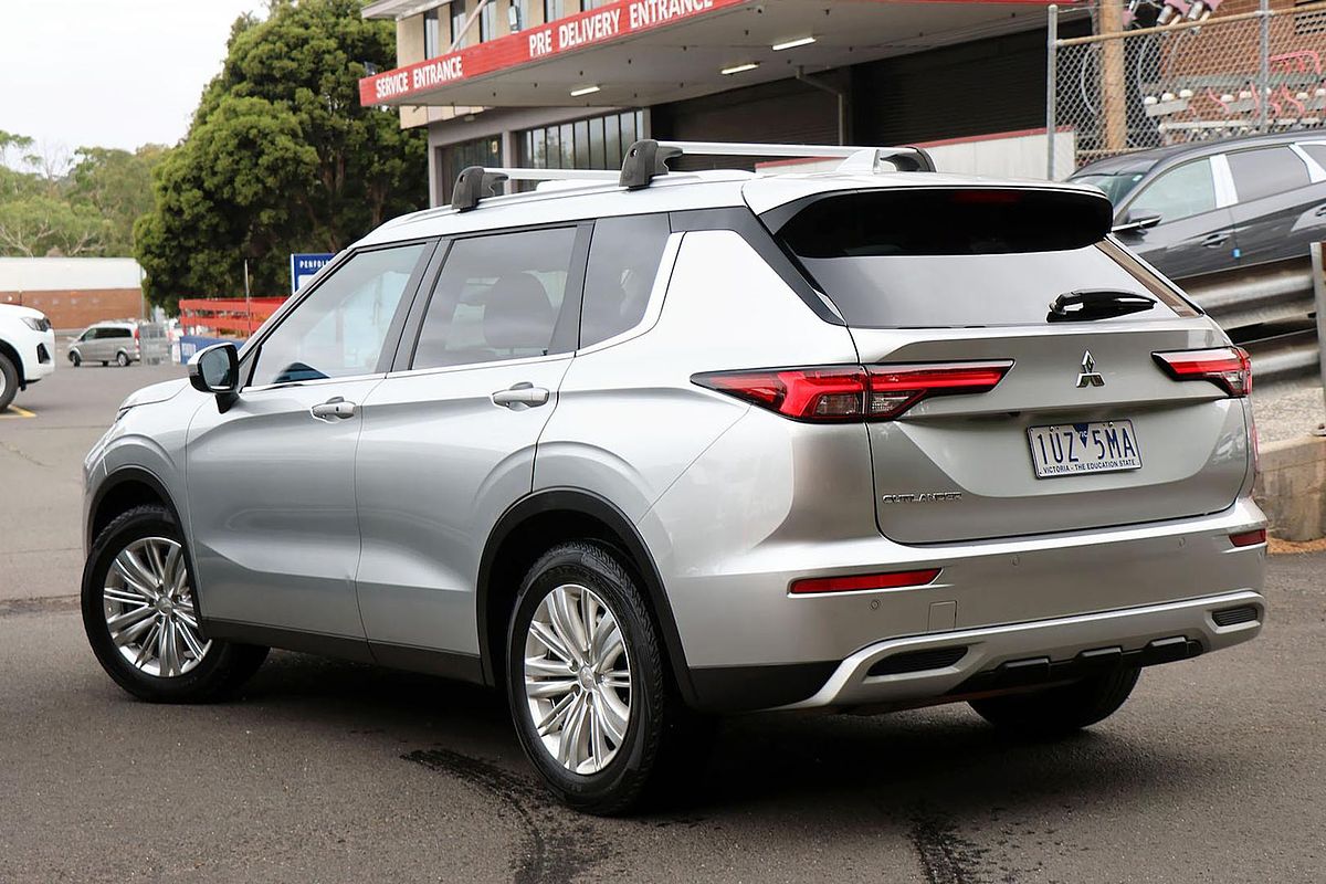 2021 Mitsubishi Outlander LS ZM