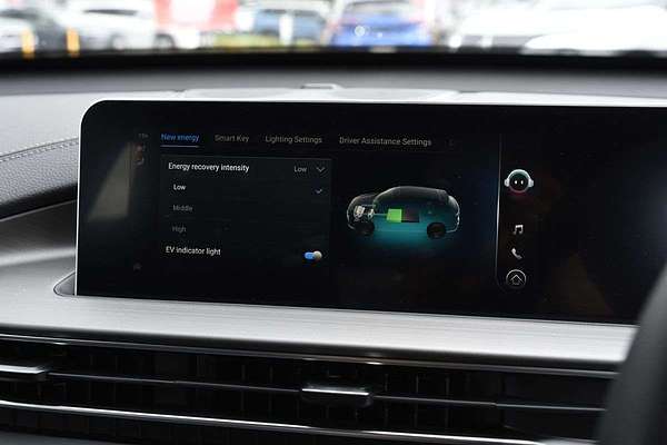 2026 Chery Tiggo 4 Hybrid Urban thumb-33