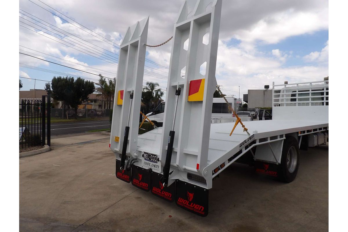 2017 Fuso Fighter 1627 ELWB image 8