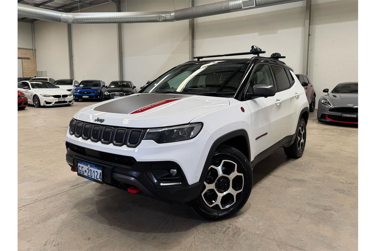 2022 Jeep Compass Trailhawk M6