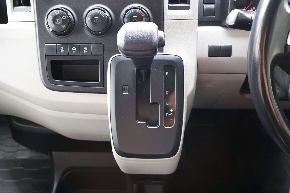 2022 Toyota Hiace GDH300R LWB