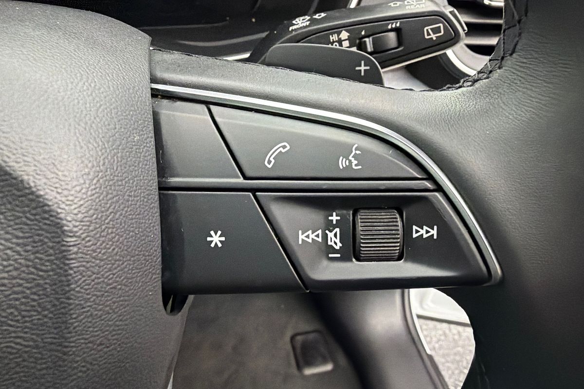 2020 Audi Q5 40 TDI FY