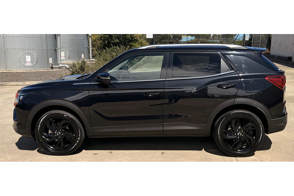 2024 KGM Korando Ultimate LTD C300