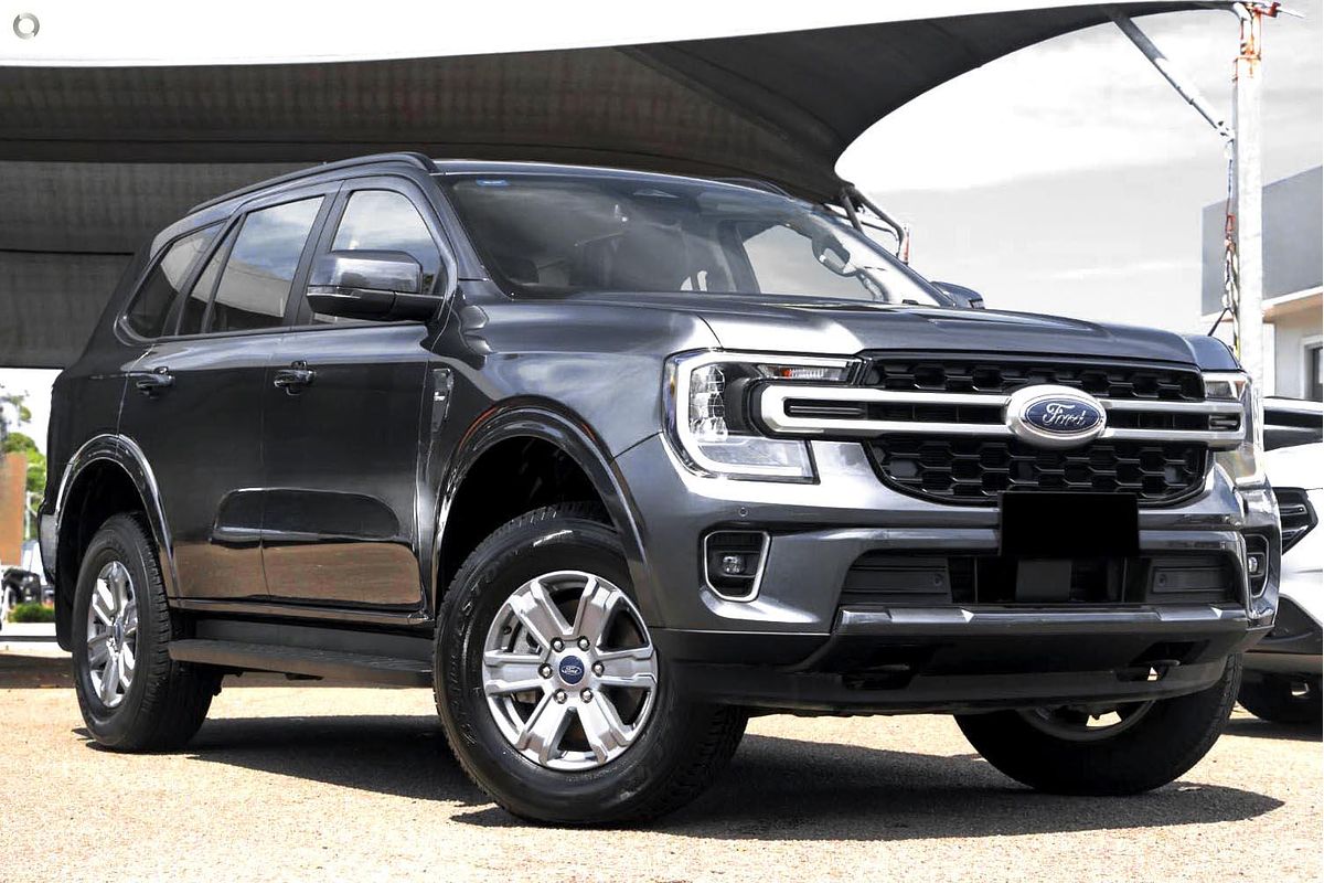 2025 Ford Everest Ambiente 2.0L