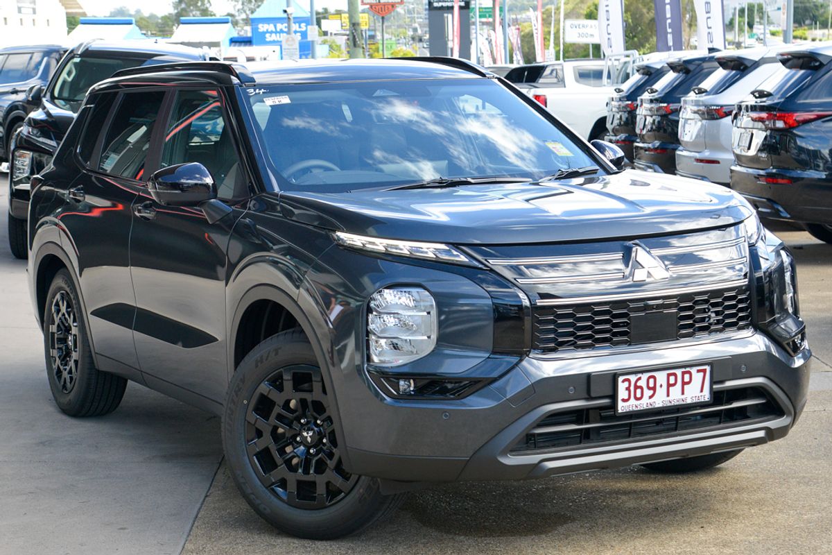 2025 Mitsubishi Outlander LS ZM