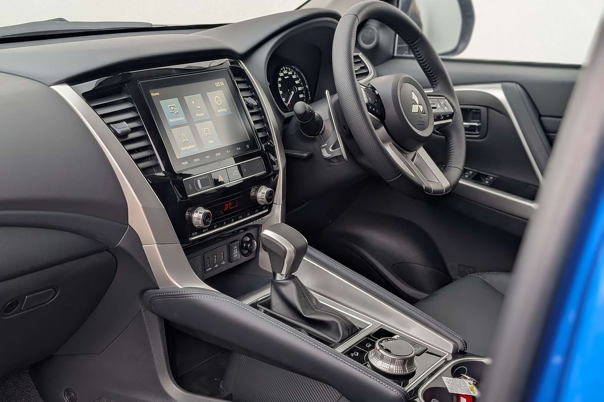 2025 Mitsubishi Pajero Sport GLS QG
