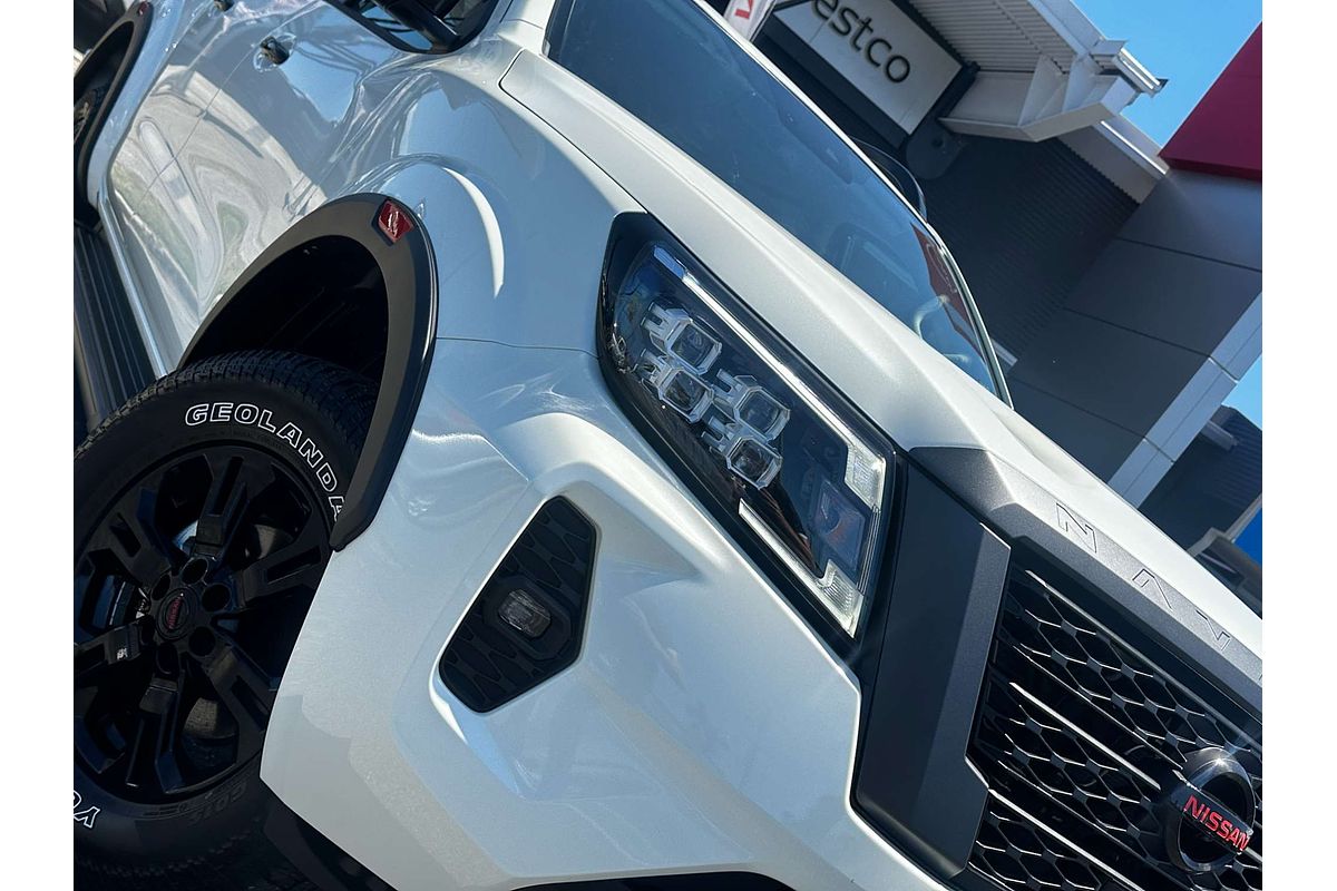 2025 Nissan Navara PRO-4X D23 4X4