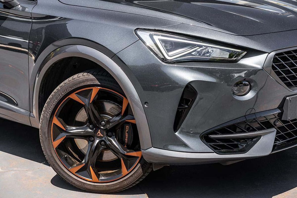 2024 CUPRA Formentor VZx KM