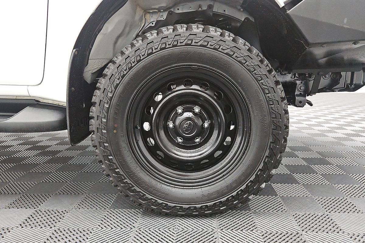 2022 Toyota Hilux SR GUN126R 4X4