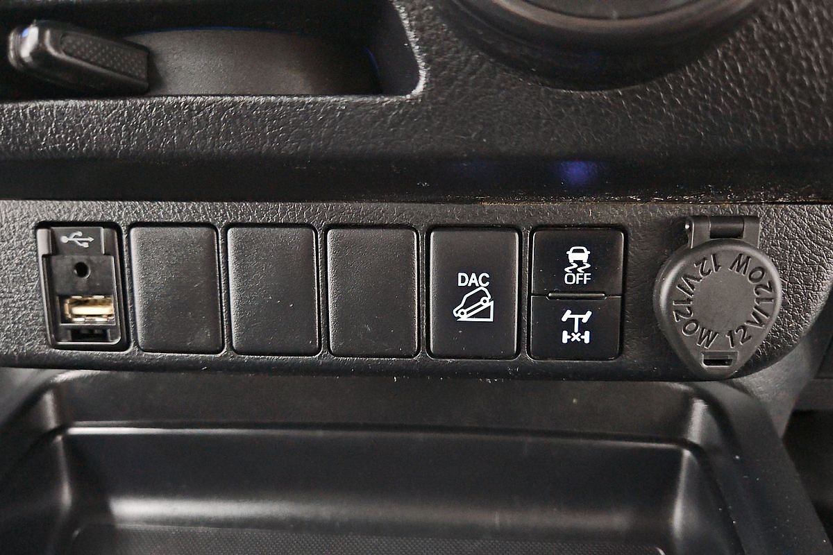 2022 Toyota Hilux SR GUN126R 4X4