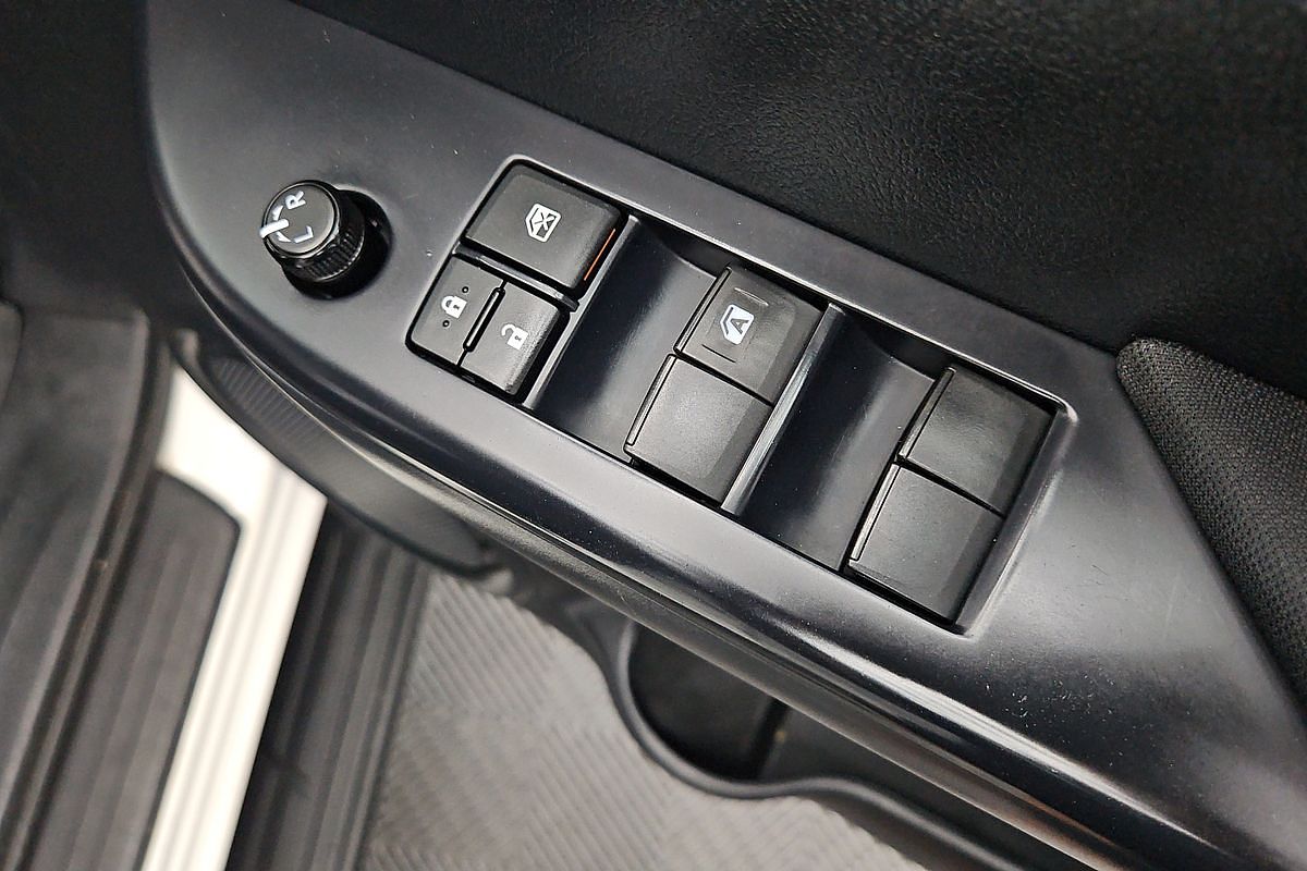 2022 Toyota Hilux SR GUN126R 4X4