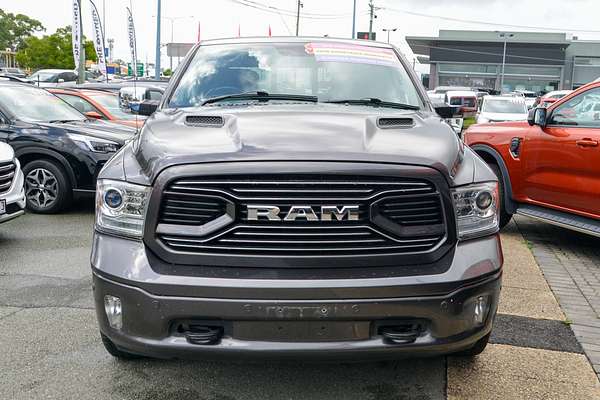 2019 RAM 1500 Laramie DS 4X4 SWB thumb-2