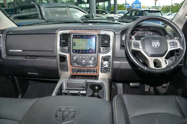 2019 RAM 1500 Laramie DS 4X4 SWB thumb-16