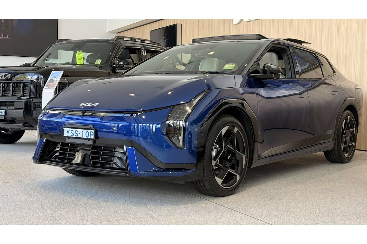 2025 Kia EV4 GT-LINE FWD LR EV4OLD
