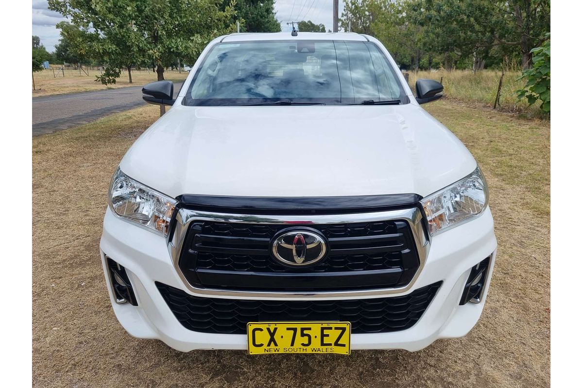 2020 Toyota Hilux SR GUN126R 4X4