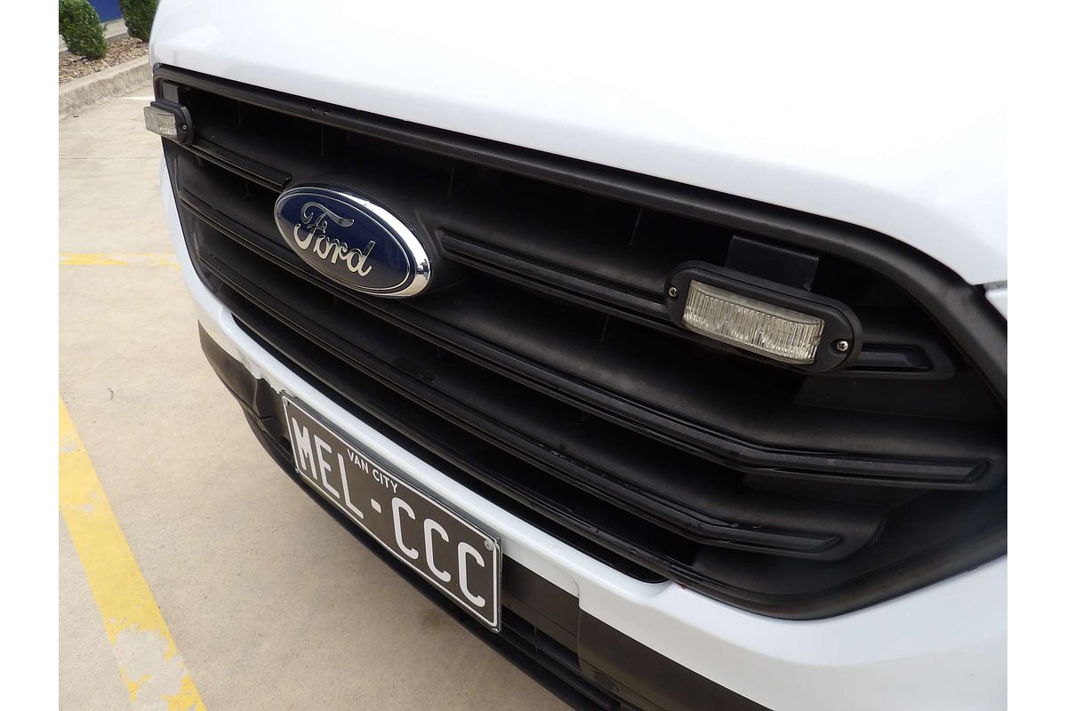 2018 Ford Transit Custom 340L VN LWB Low Roof image 12