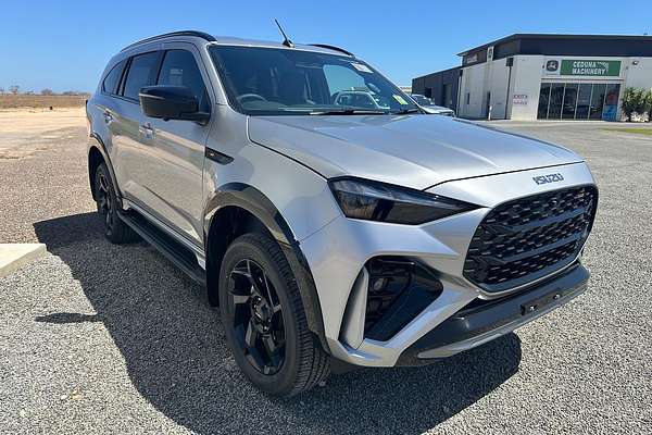2025 Isuzu MU-X X-TERRAIN