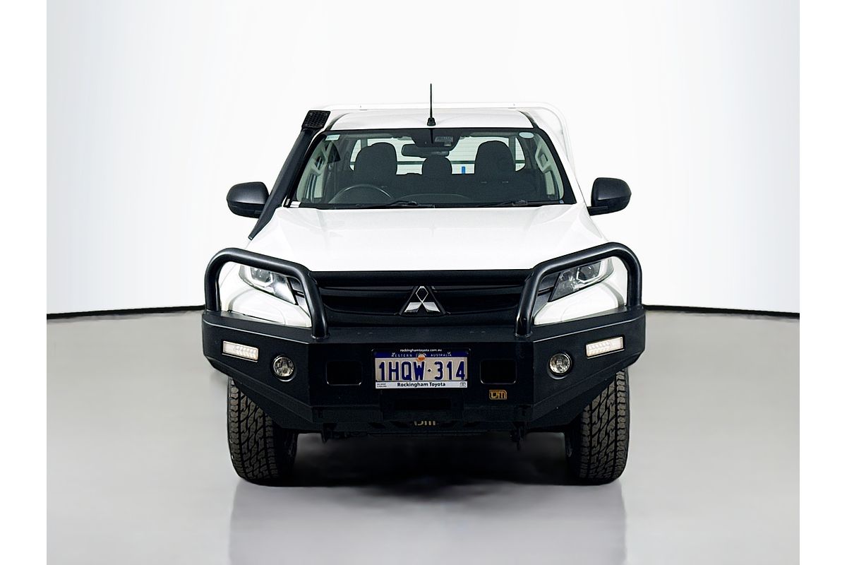 2022 Mitsubishi Triton GLX MR 4X4