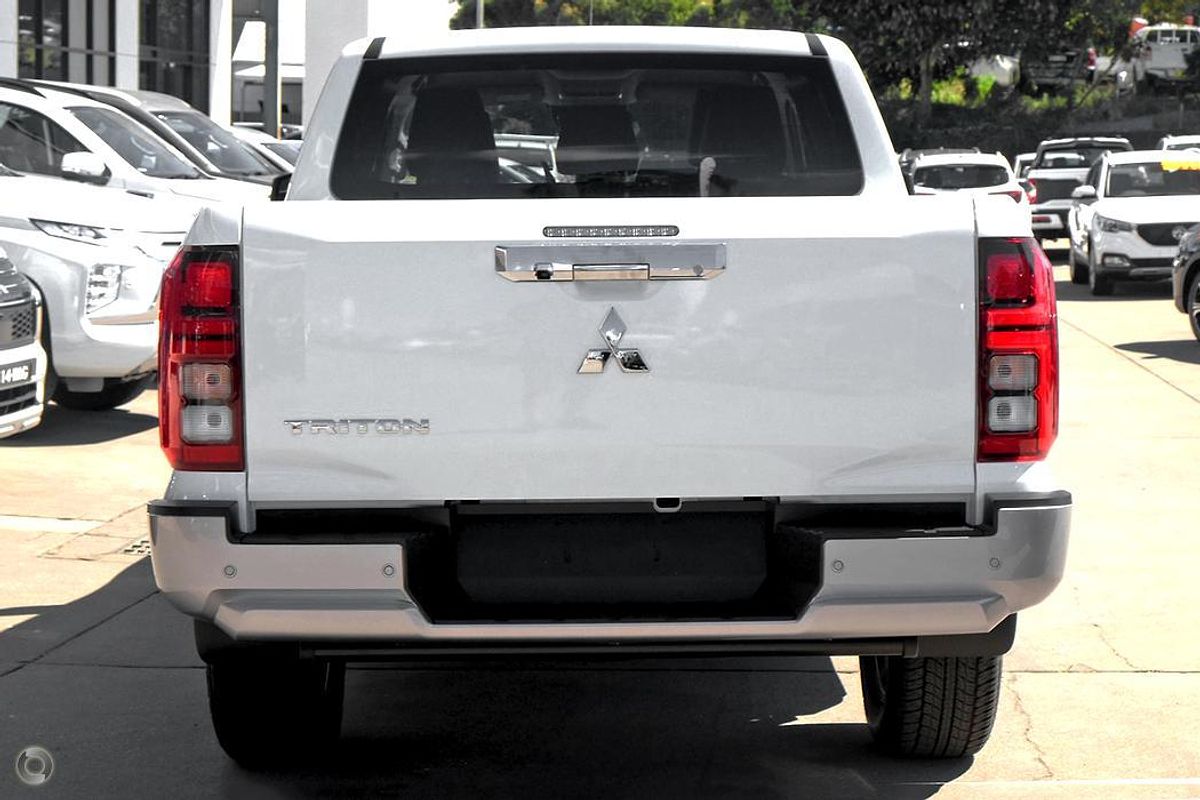 2025 Mitsubishi Triton GLS MV 4X4