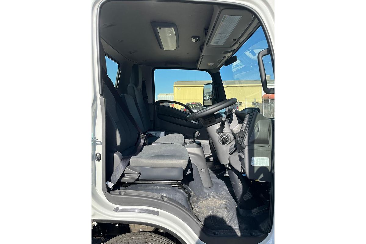 2025 Isuzu N Series NPR 45/65-175 DT D28 image 9