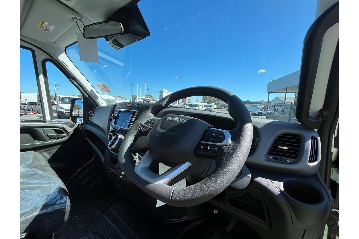 2025 IVECO Daily 50C18V image 13
