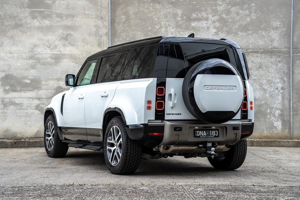 2025 Land Rover Defender 110 P400 X-Dynamic SE L663