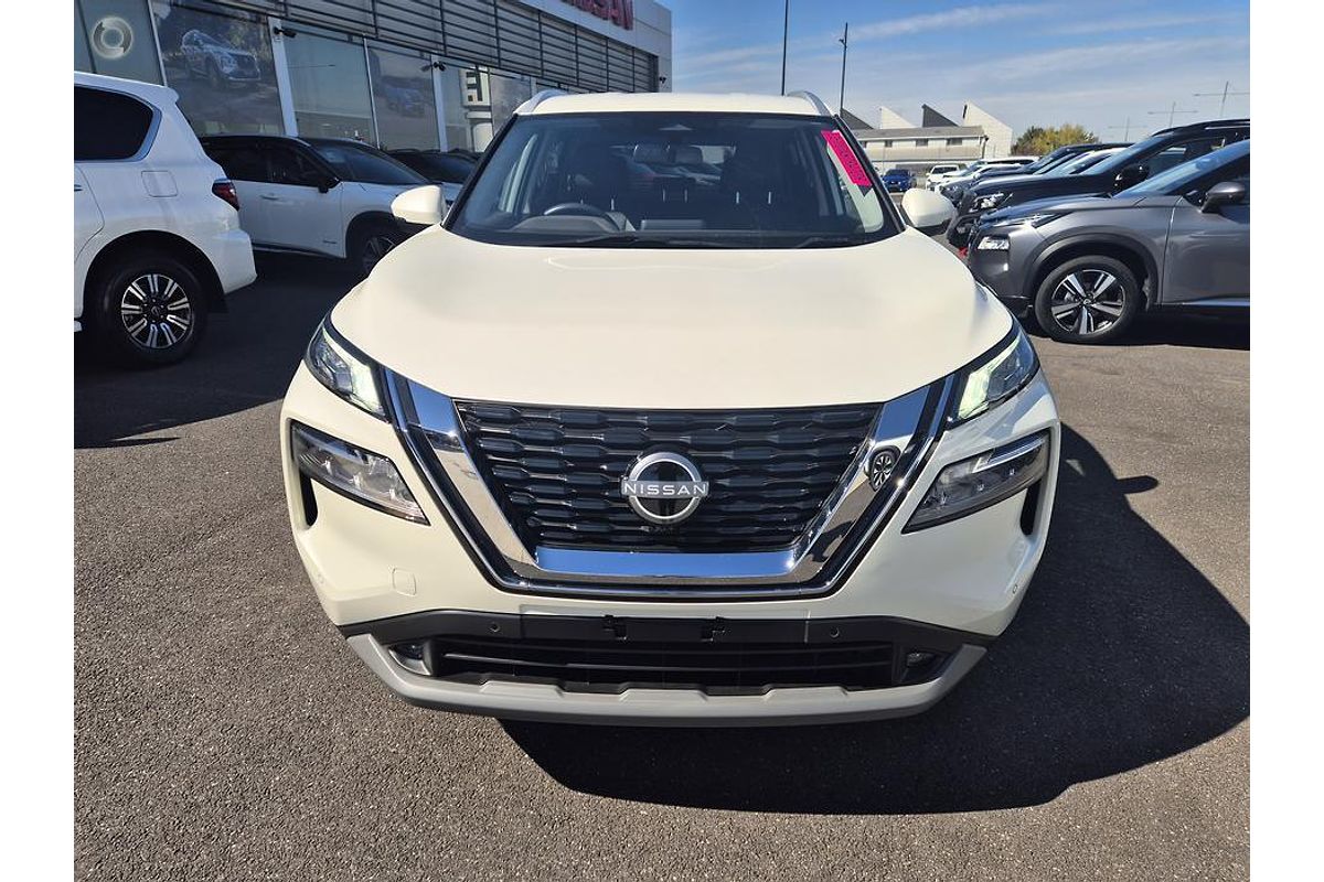 2025 Nissan X-TRAIL ST-L T33