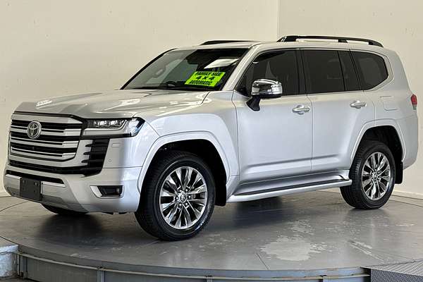 2023 Toyota Landcruiser Sahara ZX FJA300R