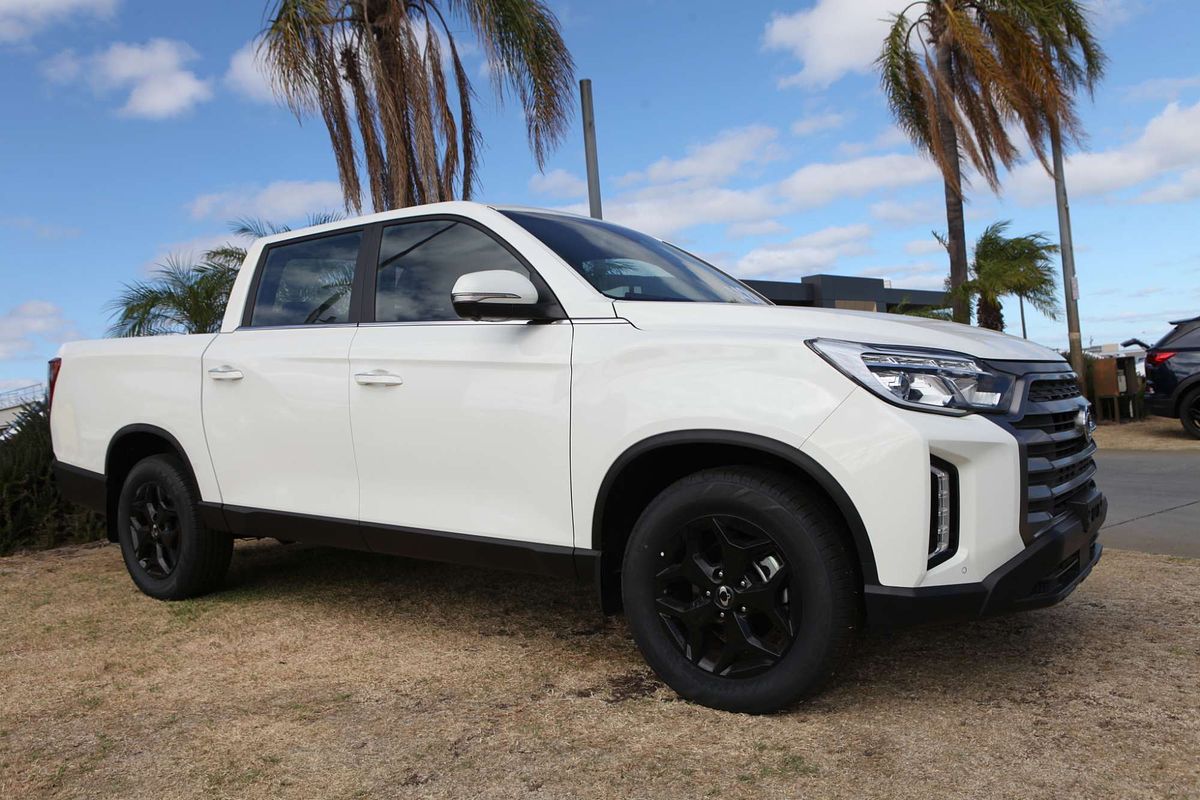 2024 KGM Musso Ultimate Q261 4X4 LWB