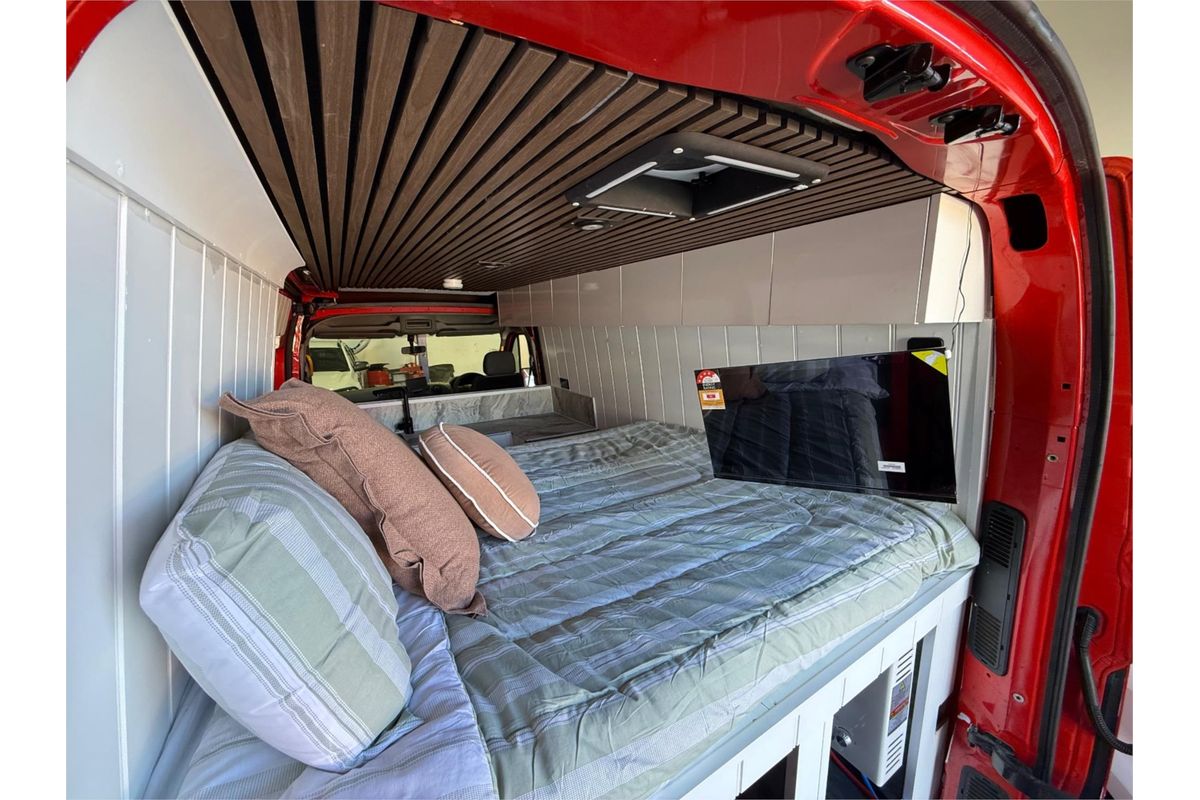 2017 Renault Master X62 MWB Mid Roof