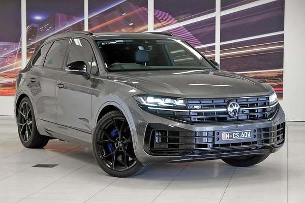 2025 Volkswagen Touareg R RC