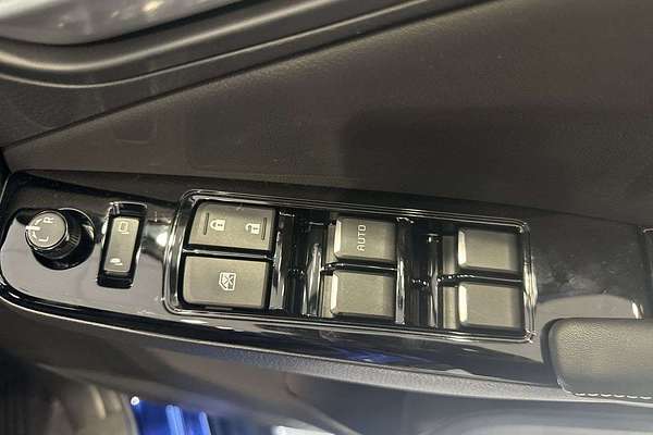 2025 Mazda BT-50 GT TF 4X4 thumb-8
