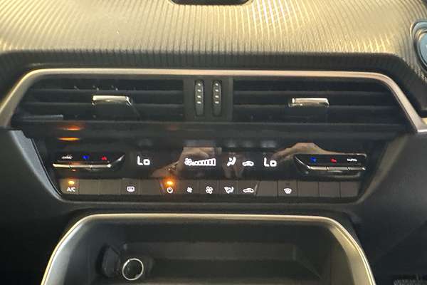 2025 Mazda CX-60 G25 Pure KH Series thumb-29