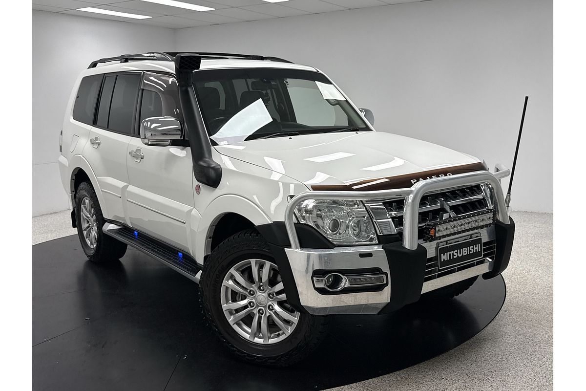 2016 Mitsubishi Pajero Exceed NX