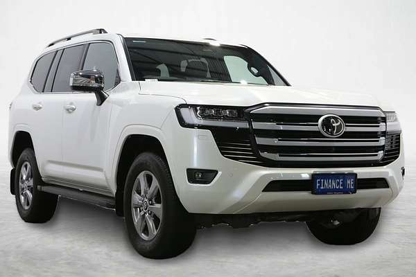 2026 Toyota Landcruiser Sahara FJA300R