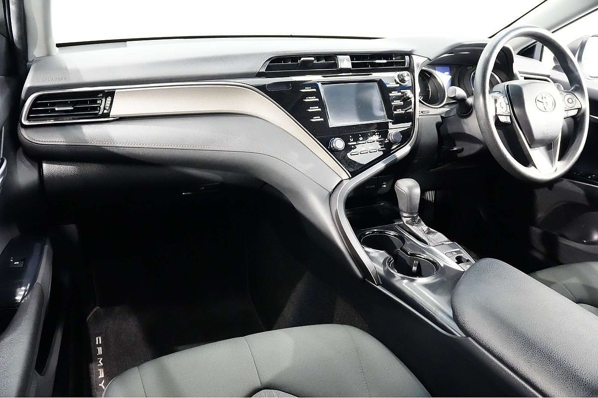 2020 Toyota Camry Ascent ASV70R
