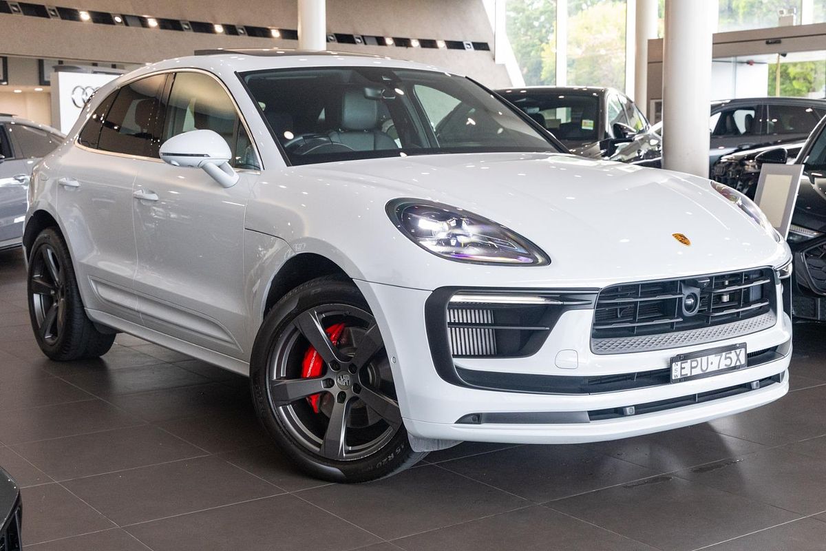 2021 Porsche Macan S 95B