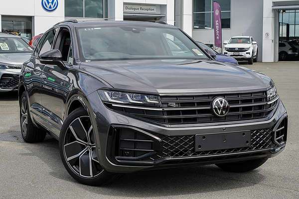 2025 Volkswagen Touareg 210TDI Wolfsburg Edition RC