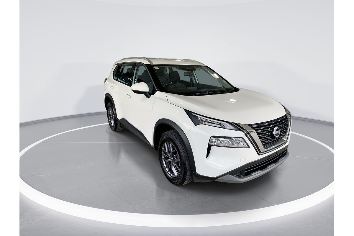 2024 Nissan X-TRAIL ST T33