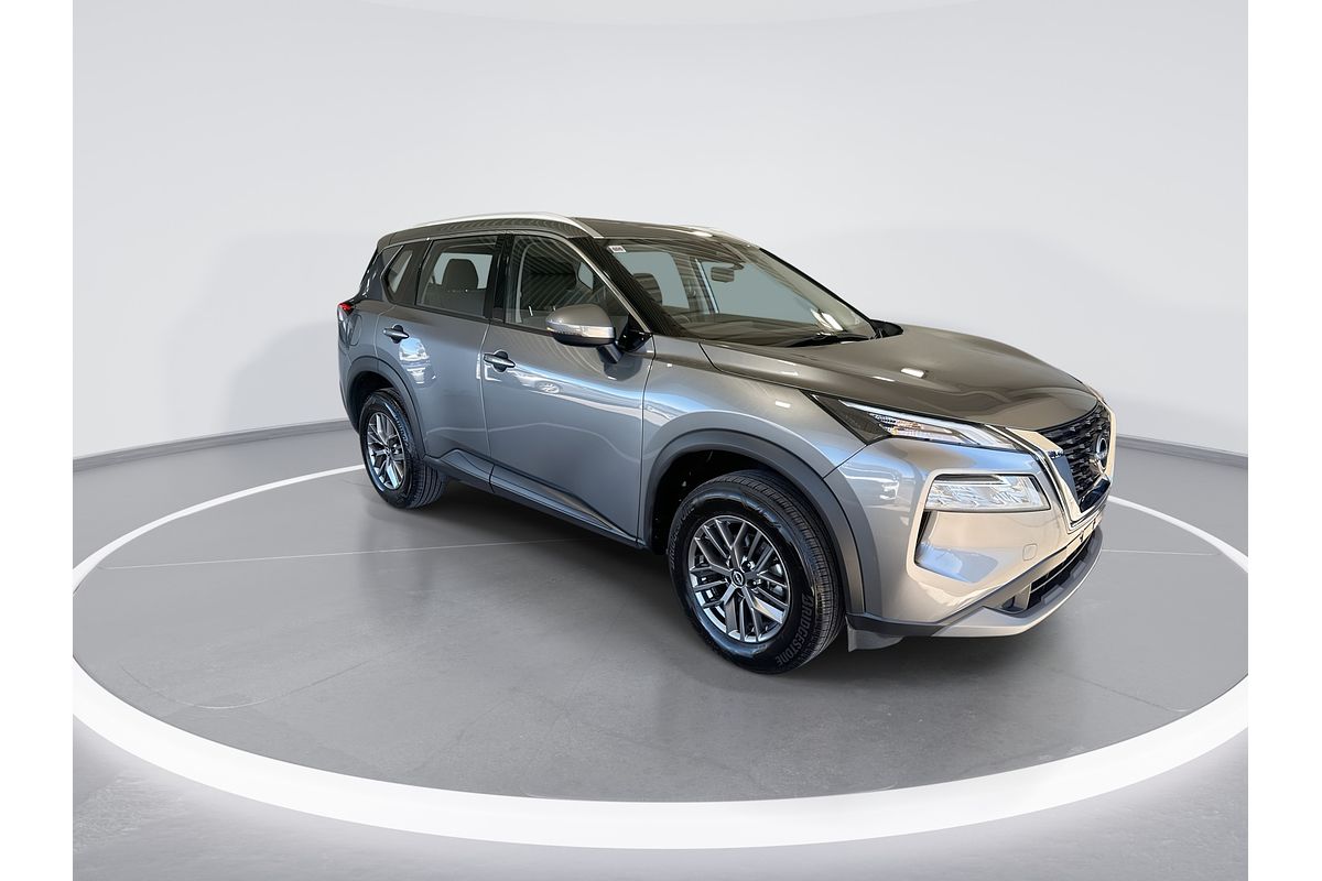 2024 Nissan X-TRAIL ST T33
