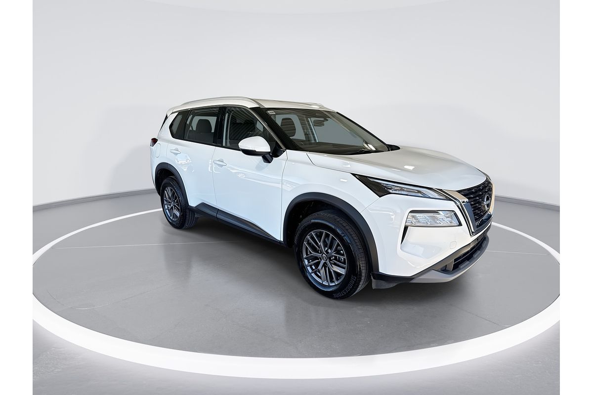 2024 Nissan X-TRAIL ST T33